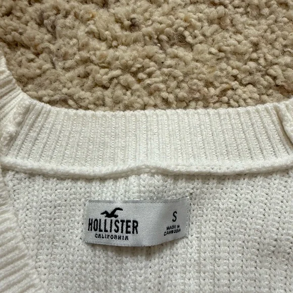 Hollister Cream Button-Up Cardigan - Picture 2 of 2